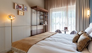 Comfort Room with Terrace